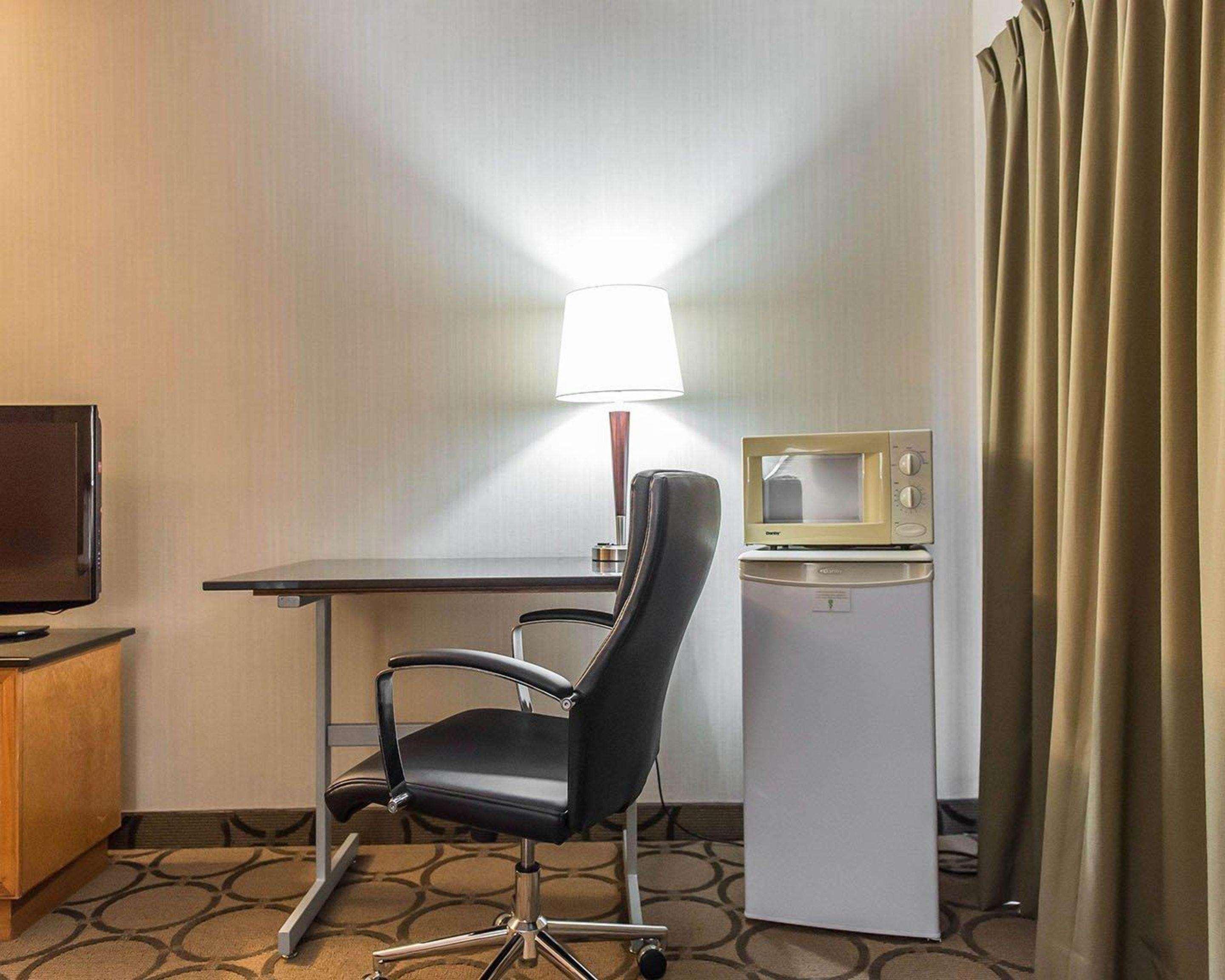 Comfort Inn Пембрук Екстер'єр фото