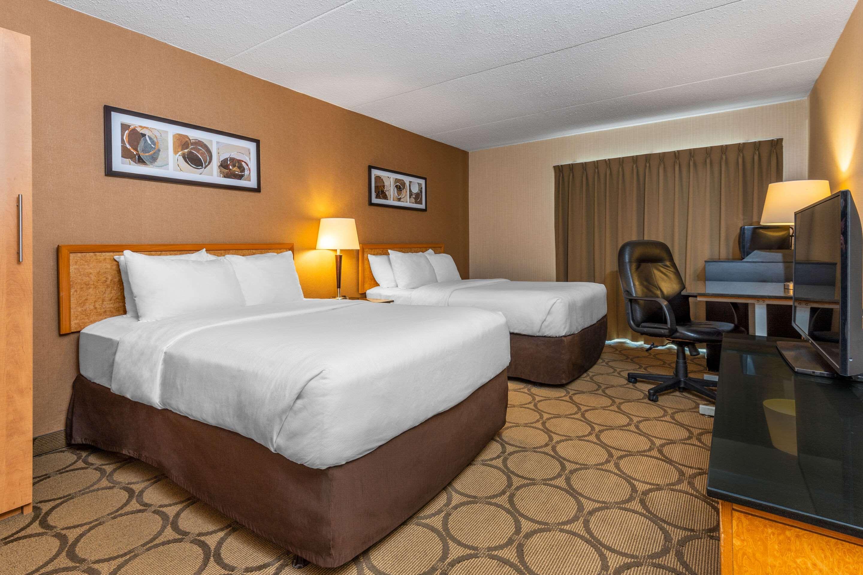 Comfort Inn Пембрук Екстер'єр фото