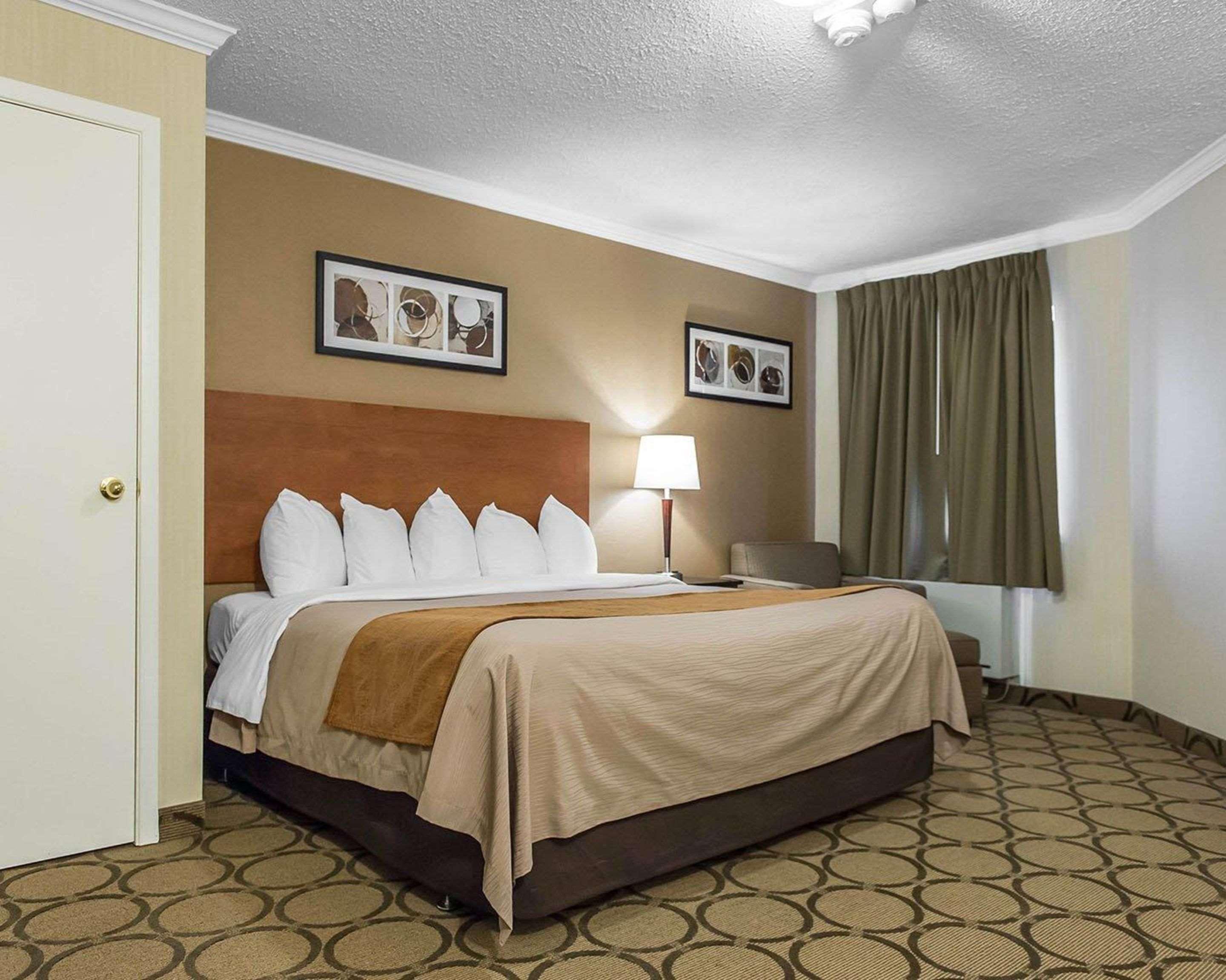 Comfort Inn Пембрук Екстер'єр фото