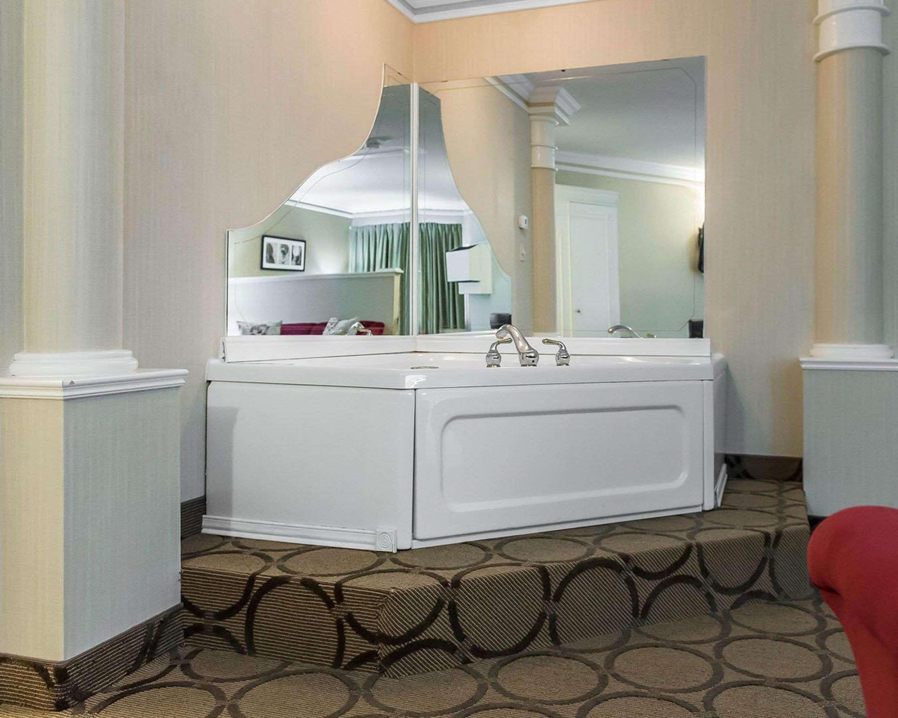 Comfort Inn Пембрук Екстер'єр фото